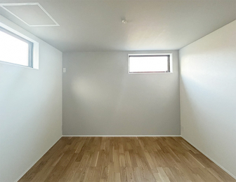 nώʐ^
VƃO[W̃ANZgNXAQɏ㎿ȗvXB
ÔЂƂƂAڊo߂̏uԂASn悳ɕ܂QłB