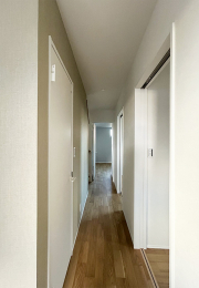 nώʐ^
Ƃ̒ړ邽тɂӂƋC炮A₳F̃R[fBl[gŁAZ܂ŜɌy₩ȕ͋CYĂ܂B